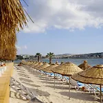אתר נופש Casa De Playa Luxury And Çeşme