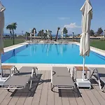 אתר נופש Casa De Playa Luxury And Çeşme